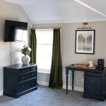 The Raven Hotel At Much Wenlock By Purestay エクステリア 写真
