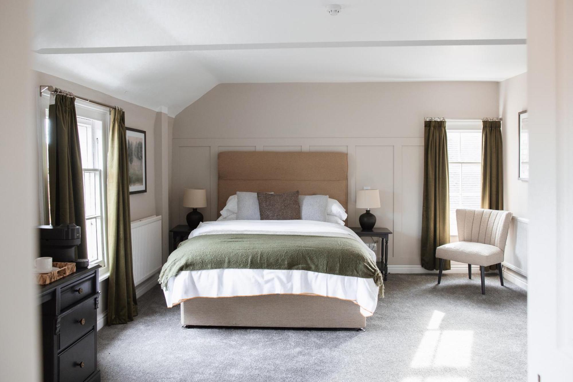 The Raven Hotel At Much Wenlock By Purestay エクステリア 写真