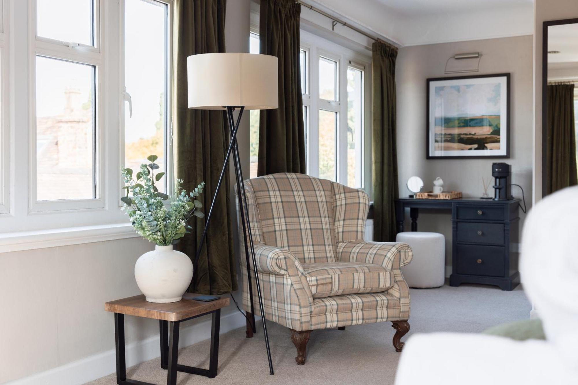 The Raven Hotel At Much Wenlock By Purestay エクステリア 写真
